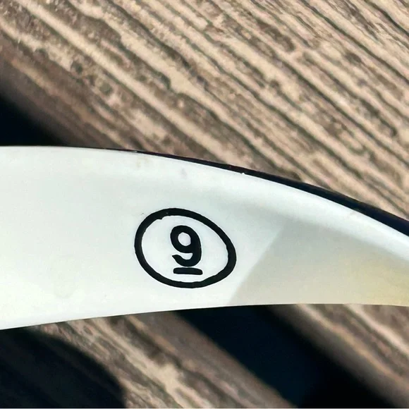 Brighton Floral Sandals with Blue Straps Rhinestone Detail Size 9 - Picture 4 of 8